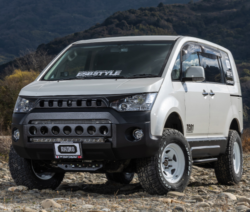 CLS-RHINO DELICA D:5 前期型 新登場 !